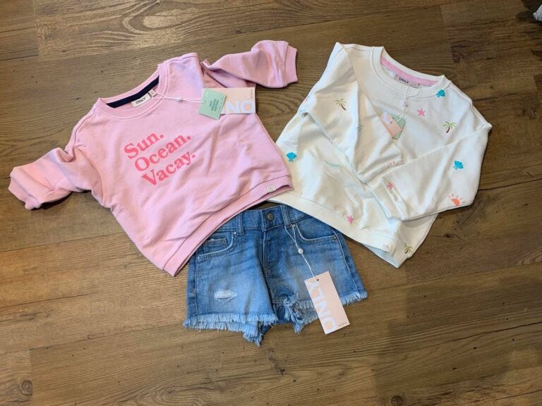 KMGSUMMER LS LOOSE O-NECK PRINT UB