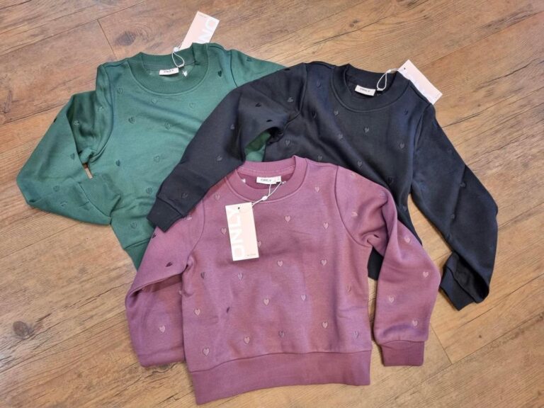 KOGATIKA L/S O-NECK EMB HEART SWT
